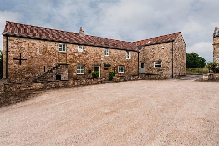 5 Bedroom Detached House For Sale In Peak Lane, Hooton Levitt, S66