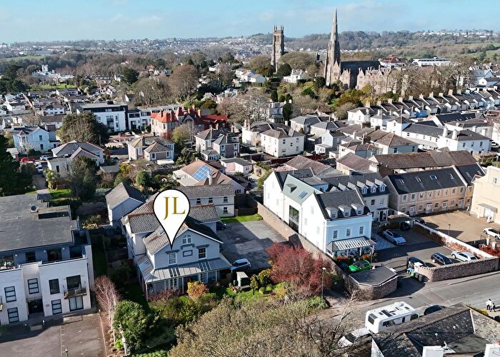 1 Bedroom Flat For Sale In St Marychurch, Torquay, TQ1