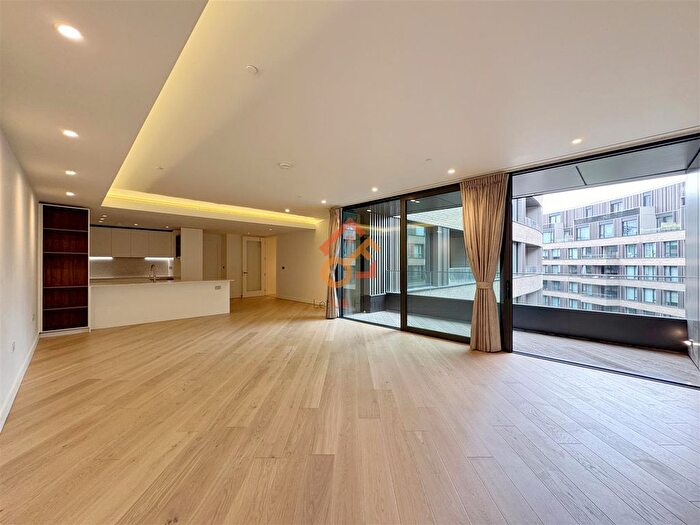 2 Bedroom Flat To Rent In The Helios, Wood Lane, London, W12