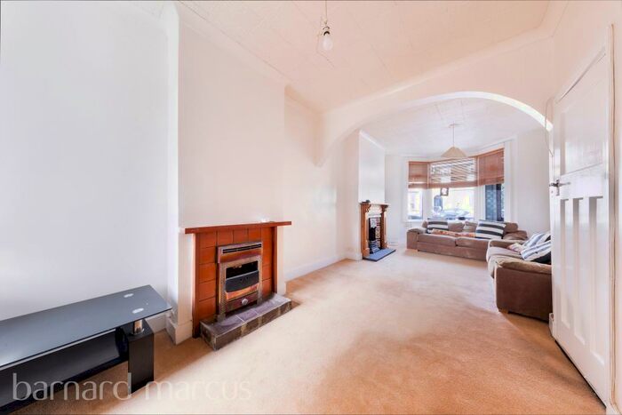 3 Bedroom Terraced House To Rent In Davidson Road, Croydon, CR0