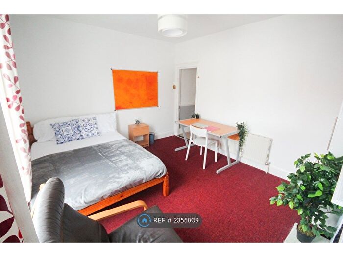 4 Bedroom Terraced House To Rent In Percy Road, Southsea, PO4