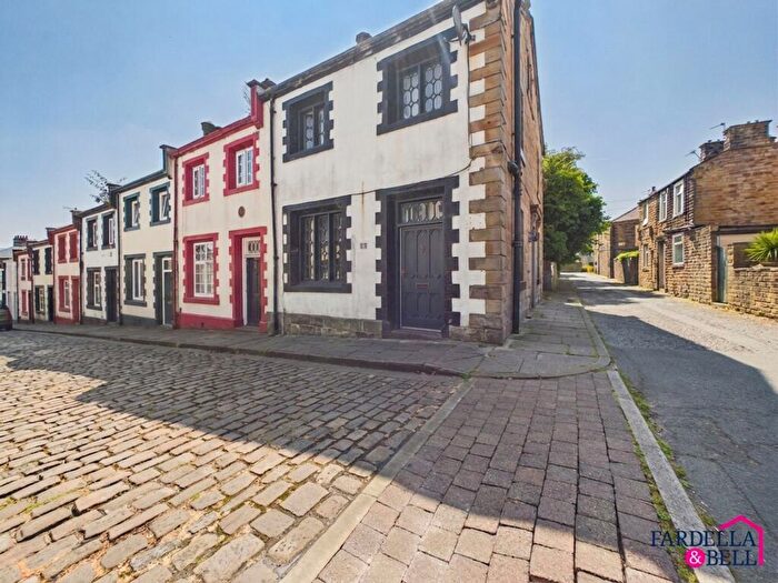 2 Bedroom Terraced House For Sale In Gawthorpe Street, Padiham, BB12