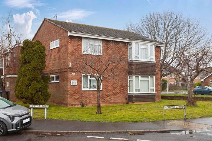 2 Bedroom Flat For Sale In Castle Road, Worthing, BN13