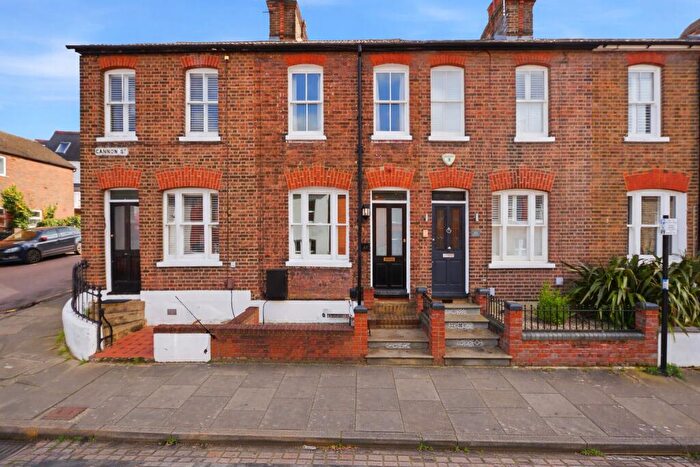 3 Bedroom House To Rent In Cannon Street, St Albans, Herts, AL3