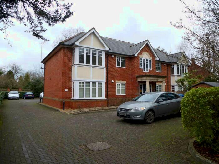 1 Bedroom Flat To Rent In Crowthorne Road North, Bracknell, RG12