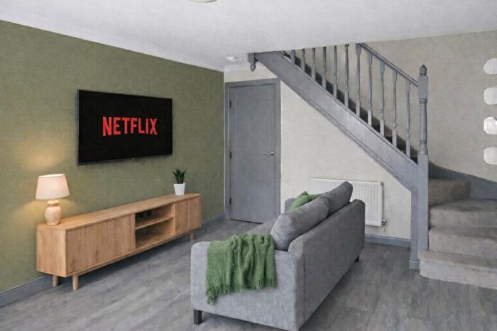 2 Bedroom House To Rent In Habgood Drive -, DH1