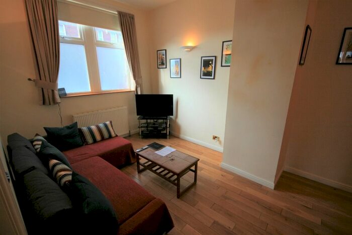 1 Bedroom Flat To Rent In Lochend Road, Lochend, Edinburgh, EH6
