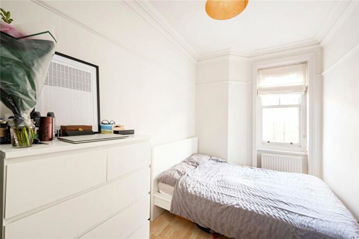 2 Bedroom Apartment For Sale In St. John's Wood High Street, St. John's Wood, London, NW8