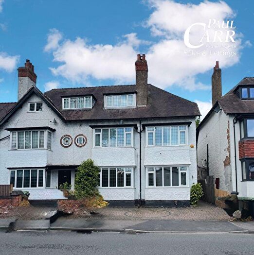 2 Bedroom Maisonette For Sale In Lichfield Road, Four Oaks, Sutton Coldfield, B74