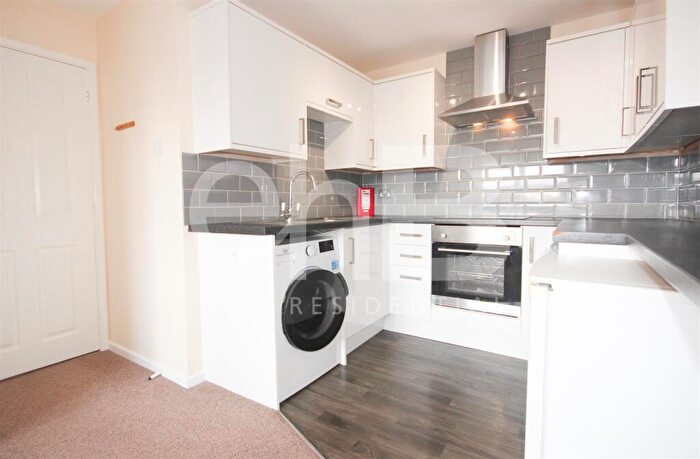 1 Bedroom Flat To Rent In Governors Court, Landor Road, Warwick, CV34