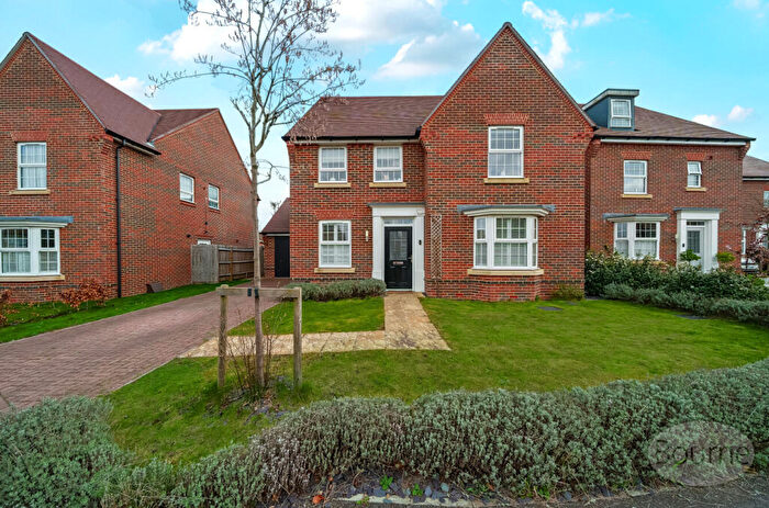 4 Bedroom Detached House To Rent In Blackburne Way, Tongham, Farnham, Surrey, GU10