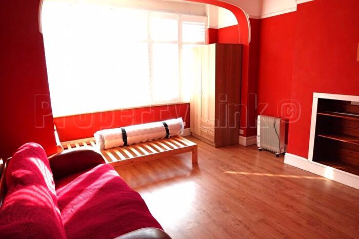 Property To Rent In Blenheim Avenue, Ilford, IG2