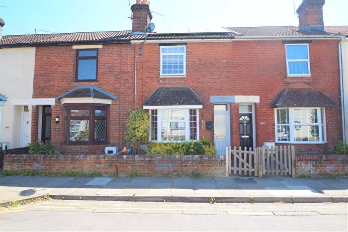 1 Bedroom Terraced House To Rent In High Street, Eastleigh, Hampshire, SO50