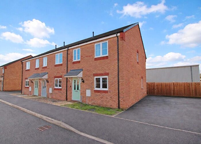 3 Bedroom House For Sale In Harrier Way, Market Deeping, PE6