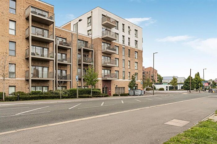 1 Bedroom Flat For Sale In Bittacy Hill, Mill Hill, London, NW7