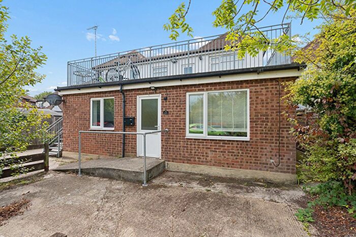 2 Bedroom Flat To Rent In Herne Bay Road, Whitstable, CT5