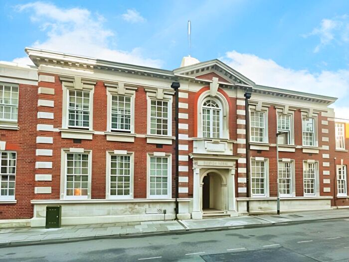 2 Bedroom House To Rent In Elliston House, Ipswich, IP1