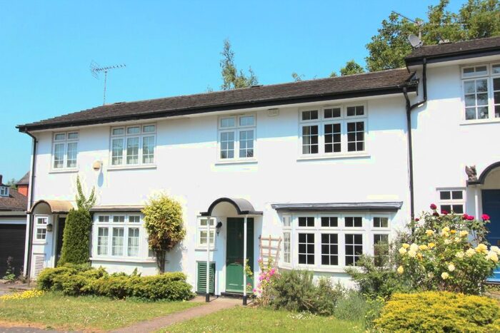 3 Bedroom Terraced House To Rent In Wood Green Close, Reading RG30