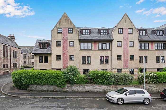 2 Bedroom Flat For Sale In / Park Avenue, Duddingston, Edinburgh, EH15