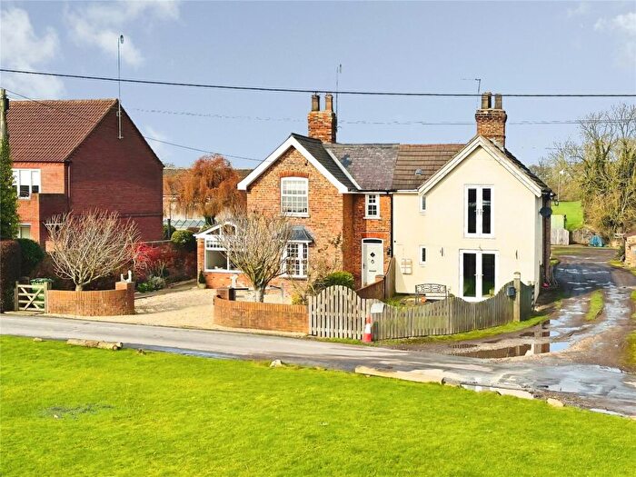 3 Bedroom Semi-Detached House For Sale In Saltmarshe, Goole, East Yorkshire, DN14