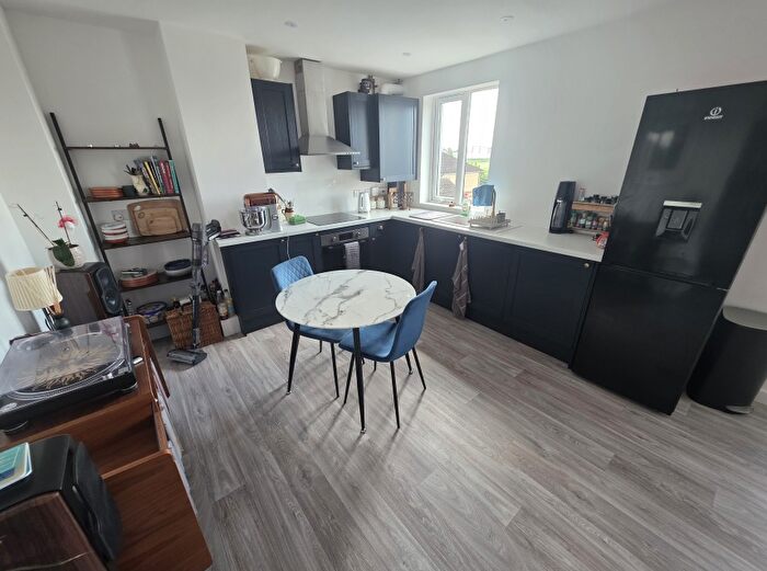 2 Bedroom Flat To Rent In Gloucester Road North, Bristol, BS7