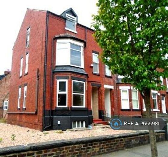 8 Bedroom End Of Terrace House To Rent In Egerton Road, Manchester, M14