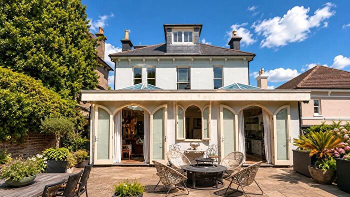 5 Bedroom Detached House For Sale In St. Helens Park Road, Hastings, TN34