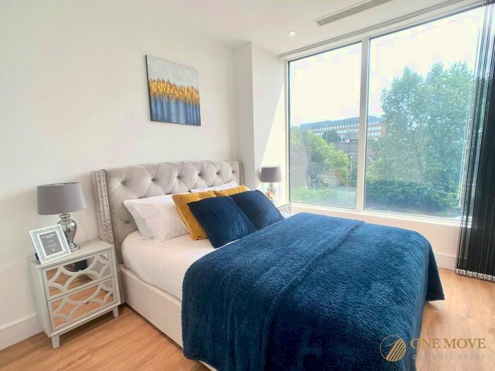 1 Bedroom Property To Rent In West Gate, London, W5