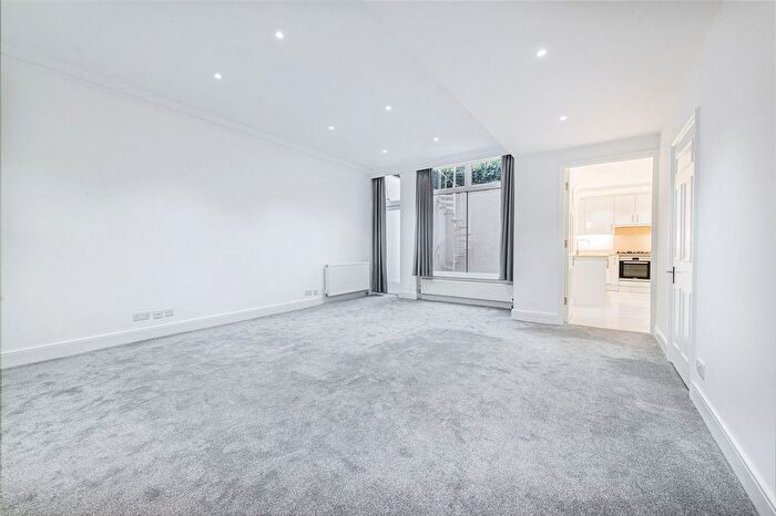 1 Bedroom Property To Rent In Lower Sloane Street, London, SW1W