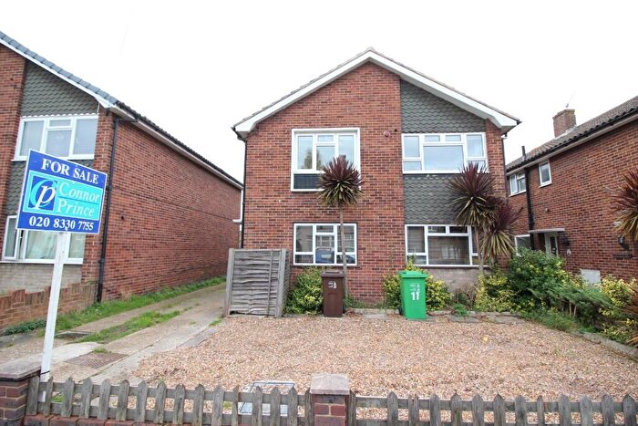 2 Bedroom Maisonette To Rent In Andover Court, Hampton Road, Worcester Park, KT4