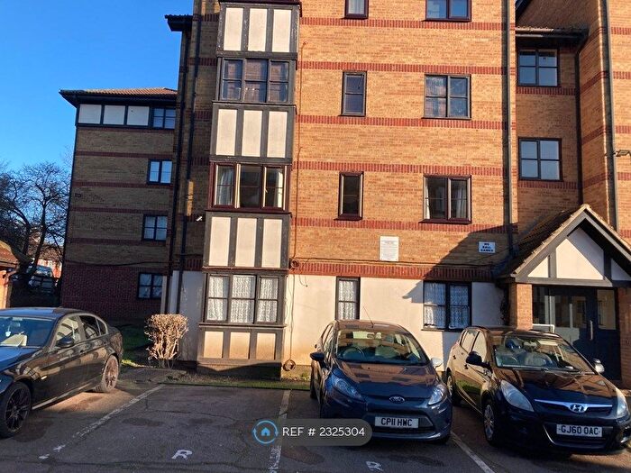 1 Bedroom Flat To Rent In Creighton Road, London, N17