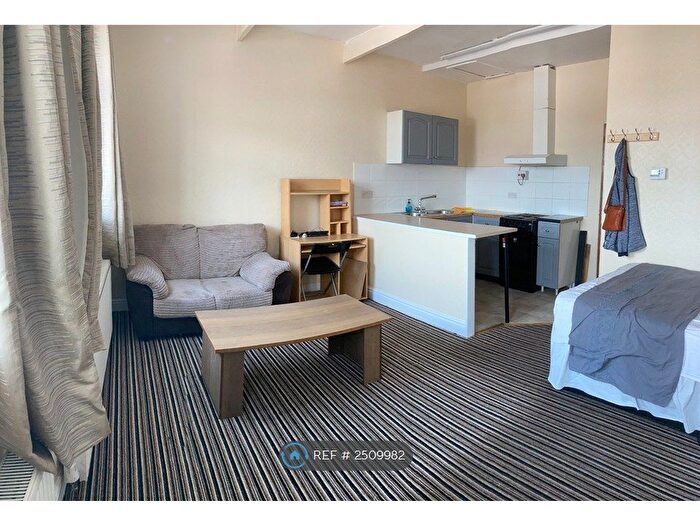 Studio To Rent In Stoke, Coventry, CV2