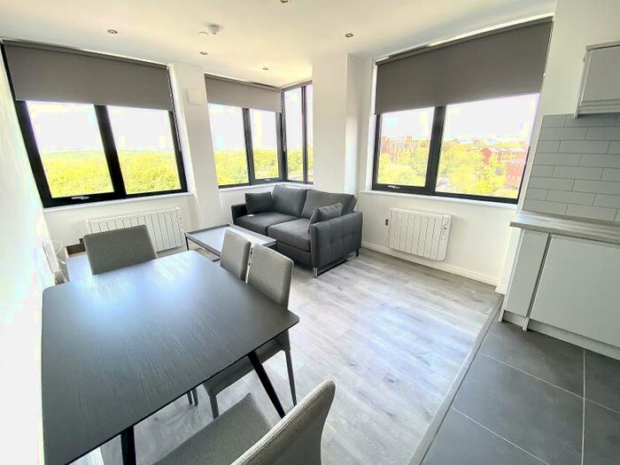 2 Bedroom Apartment To Rent In Knights House, Parade, Royal Sutton Coldfield, B72