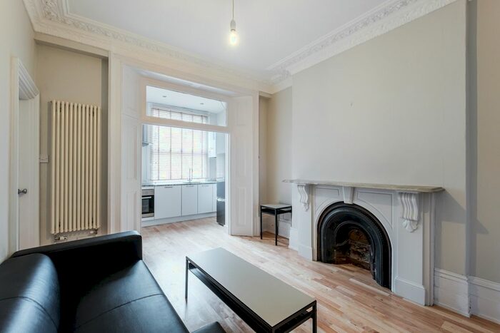1 Bedroom Flat To Rent In Springdale Road, London, N16