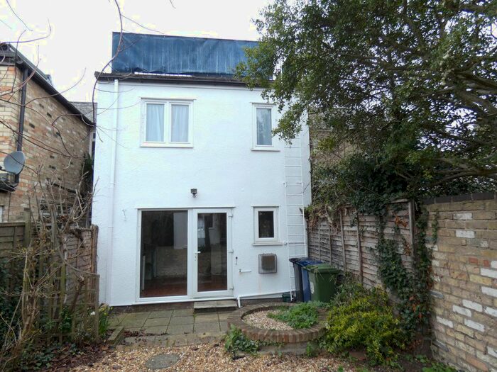 2 Bedroom Property To Rent In Glisson Road, Cambridge, CB1