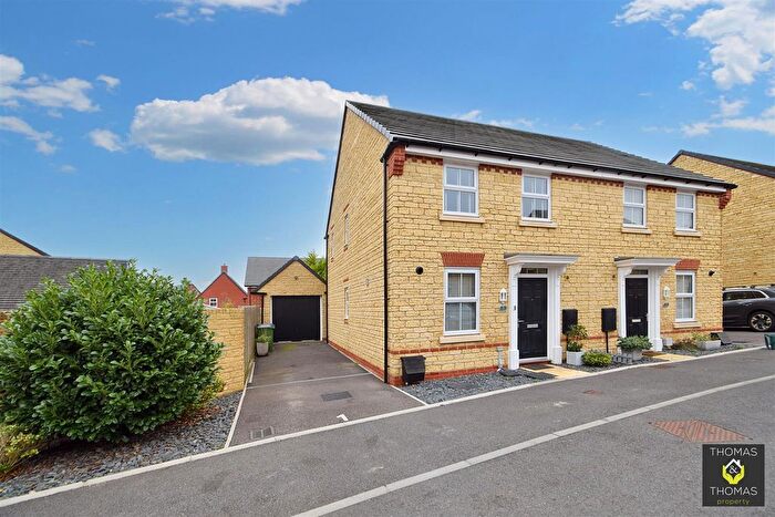 3 Bedroom Semi-Detached House To Rent In Peregrine Road, Brockworth, Gloucester, GL3