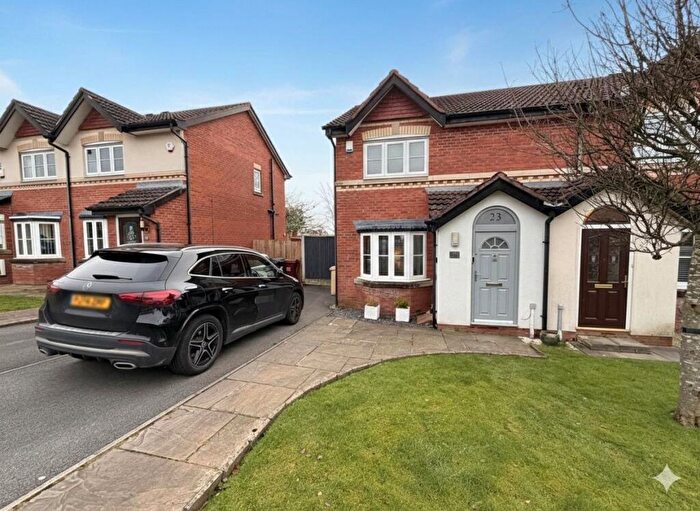 3 Bedroom Semi Detached House For Sale In Lowerbrook Close, Horwich, Bolton, Greater Manchester, BL6