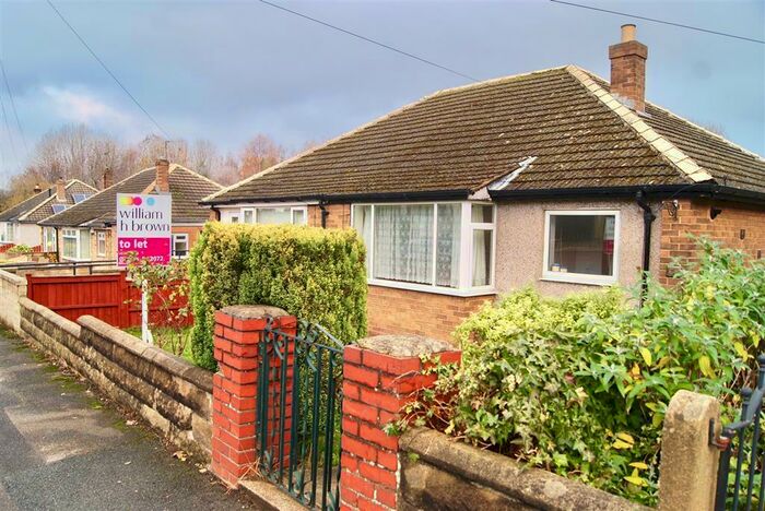2 Bedroom Bungalow To Rent In Ochrewell Avenue, Huddersfield, HD2