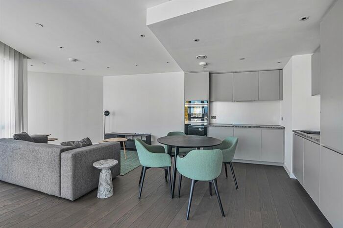 3 Bedroom Flat To Rent In No., Upper Riverside, Cutter Lane, Greenwich Peninsula, SE10