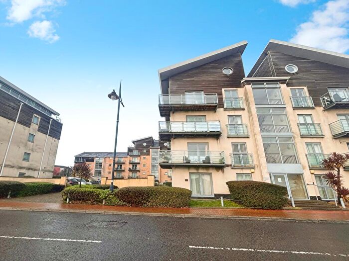 2 Bedroom Flat To Rent In Glanfa Dafydd, Barry, CF63