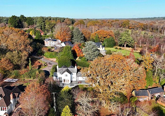 4 Bedroom Detached House For Sale In Sandy Down, Boldre, Lymington, SO41