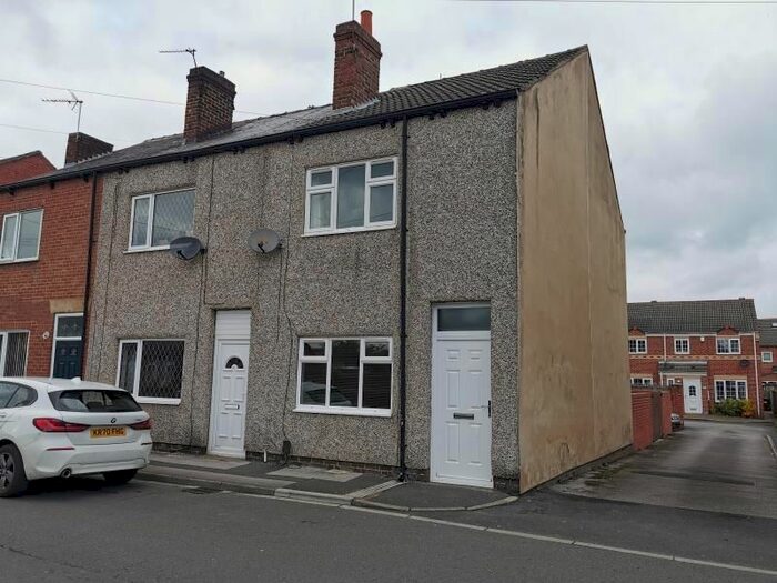 2 Bedroom Property To Rent In Temple Street, Castleford, WF10