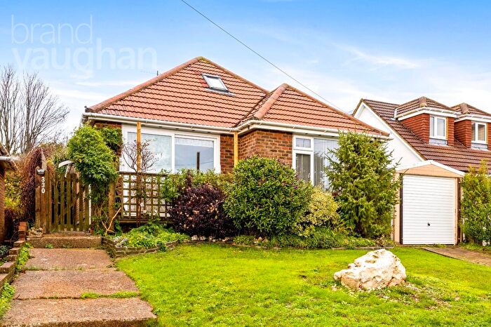2 Bedroom Bungalow For Sale In Cowley Drive, Brighton, East Sussex, BN2