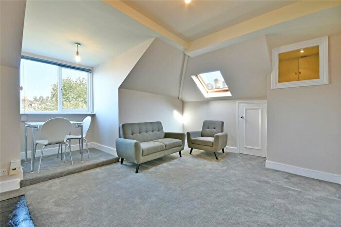 1 Bedroom Flat To Rent In Fordwych Road, Kilburn, NW2