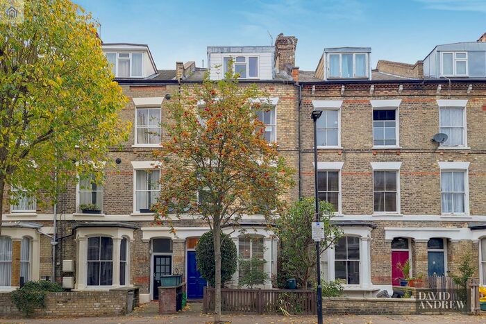 2 Bedroom Flat To Rent In Moray Road, London, N4