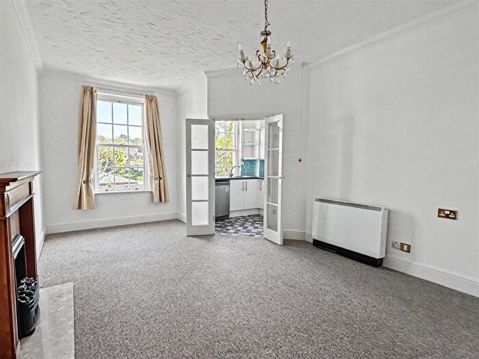 1 Bedroom Apartment For Sale In Sydney Wharf, Bath, BA2
