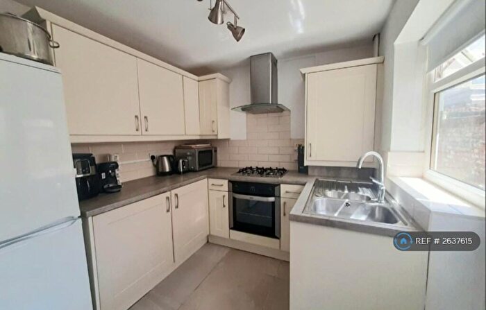 2 Bedroom End Of Terrace House To Rent In Murat Street, Merseyside, L22