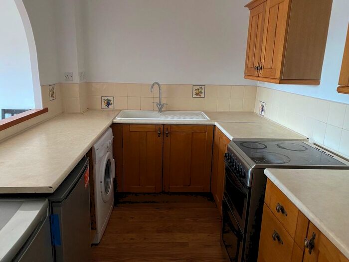 2 Bedroom Flat To Rent In Maplin Park, Slough, SL3