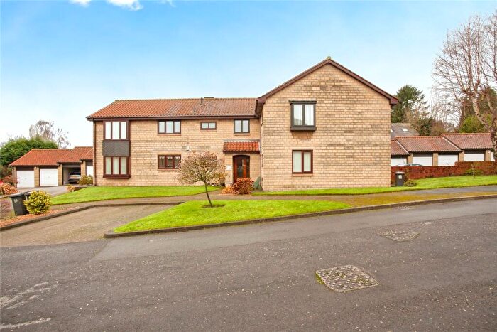 2 Bedroom Flat For Sale In Gorseland Court, Wickersley, South Yorkshire, S66