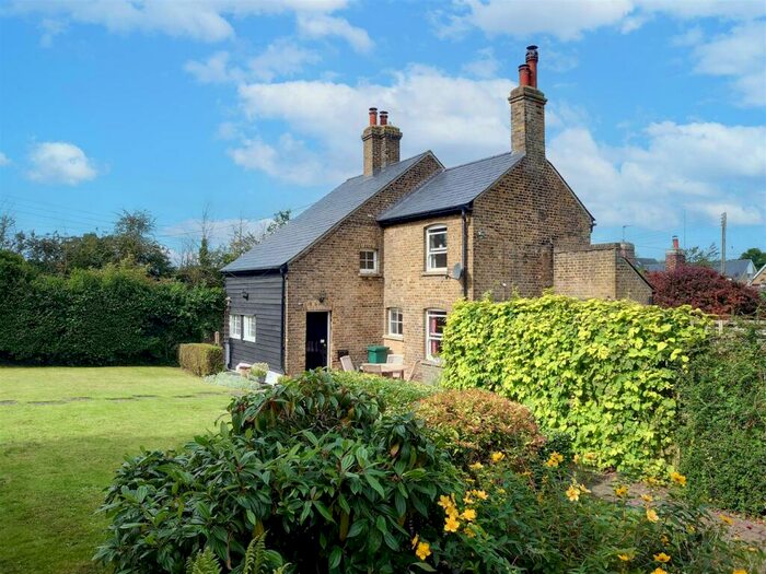 3 Bedroom House To Rent In Horton Road, Horton Kirby, Dartford, DA4